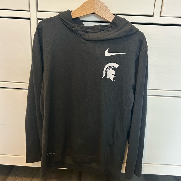 Nike Other - Michigan State Nike Hooded Long sleeve size boys small